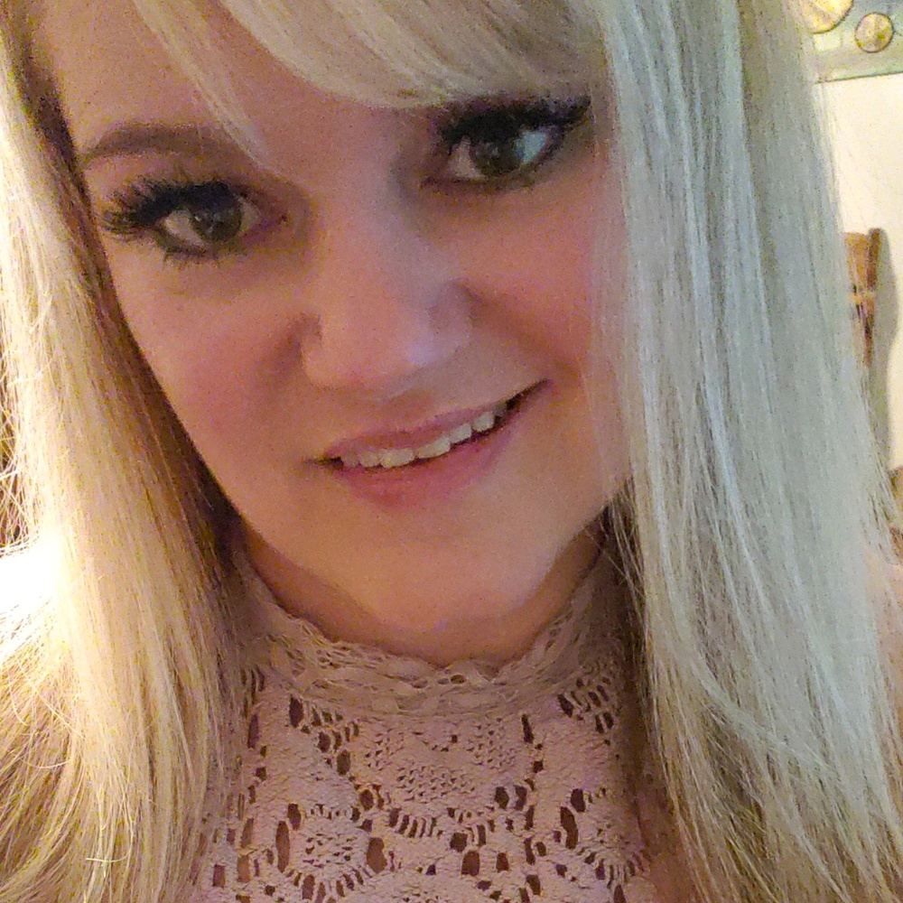Meet your Posher, Chrisy